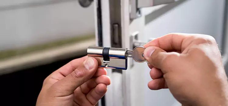 Emergency Locksmith for House Ashburn